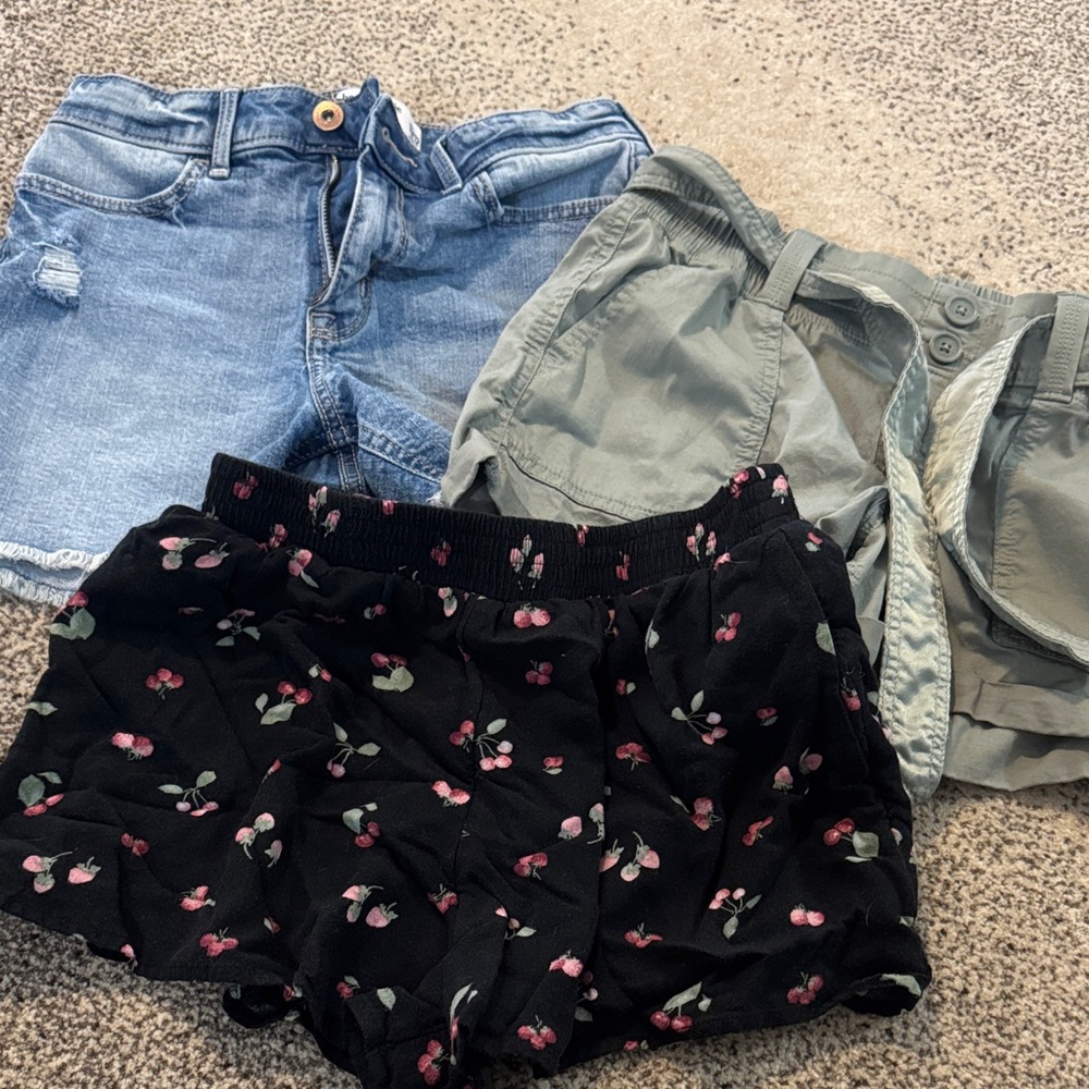 Abercrombie & Fitch Shorts Bundle